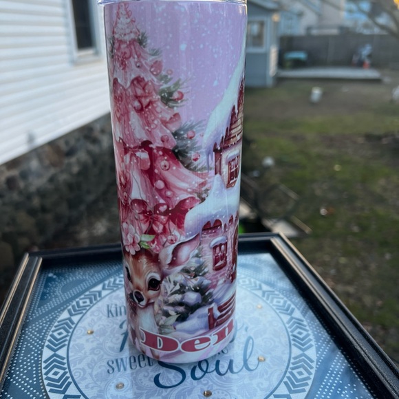 Pink tumbler Snowman - Picture 3 of 3